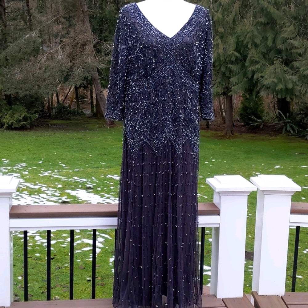 Pissarro Nights Formal Sequin Dress 14W